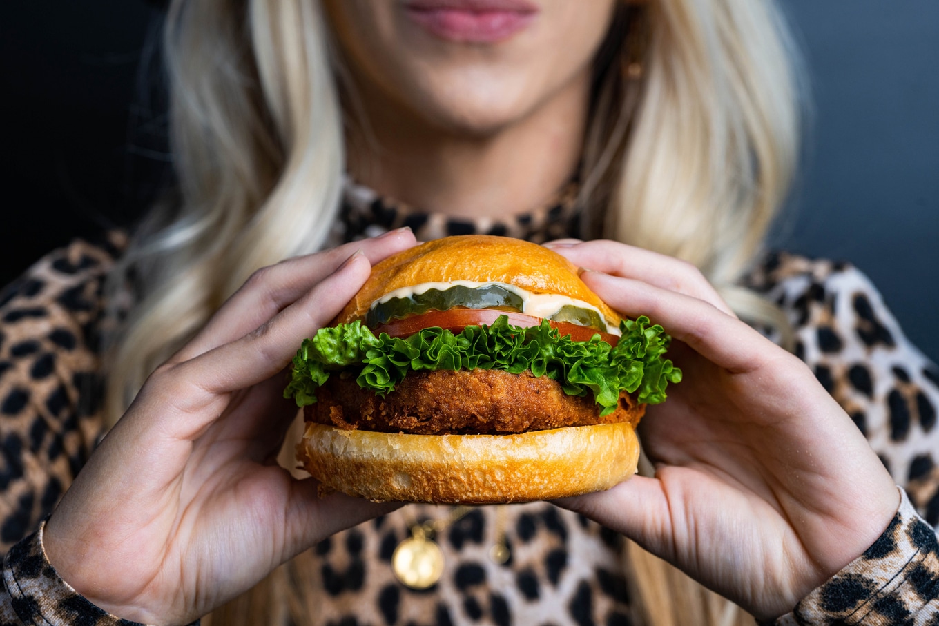 VegNews.VeganChicken.RecreateFoods