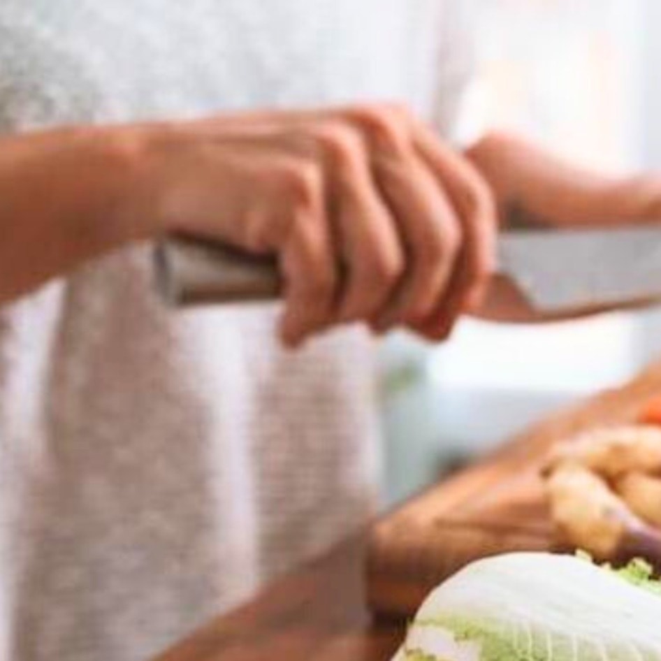 Can a Vegan Diet Help Crohn's Disease? We Asked the Experts
